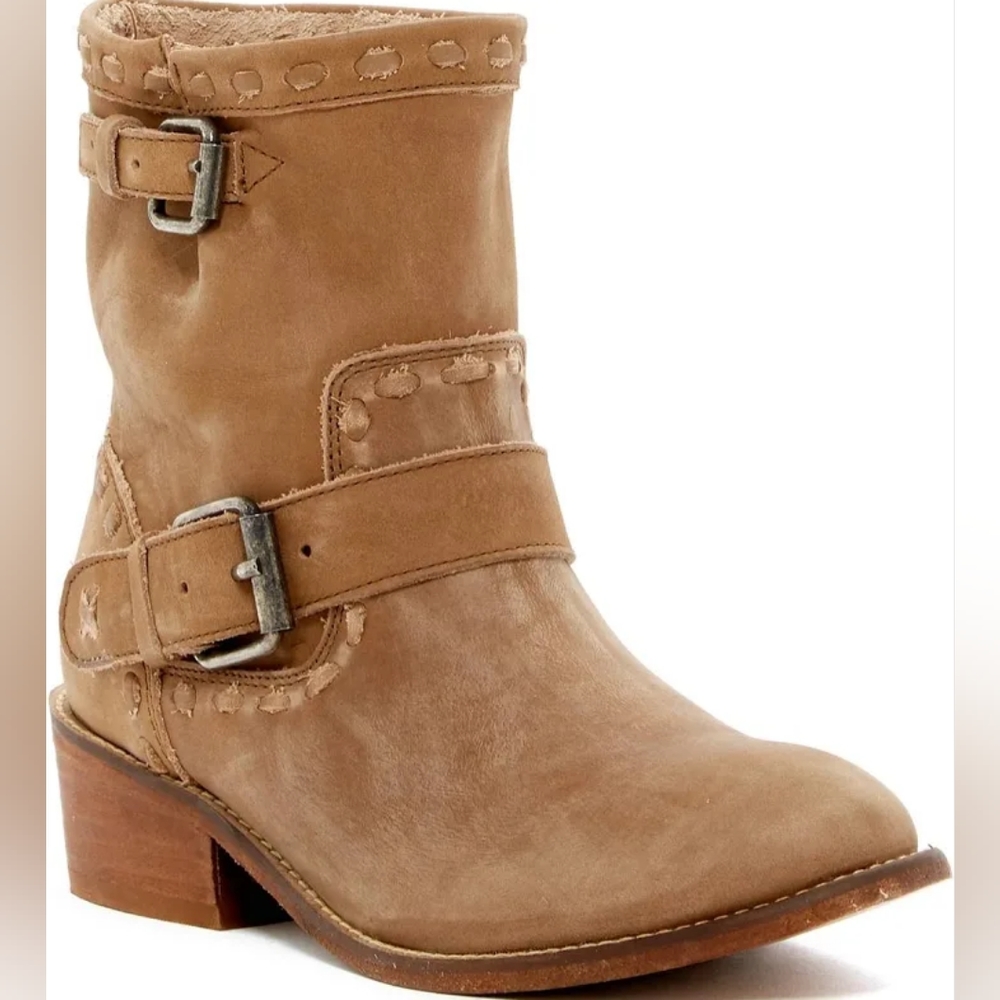 Anthropologie Musse & Cloud Leather Ankle Boots Size 7
